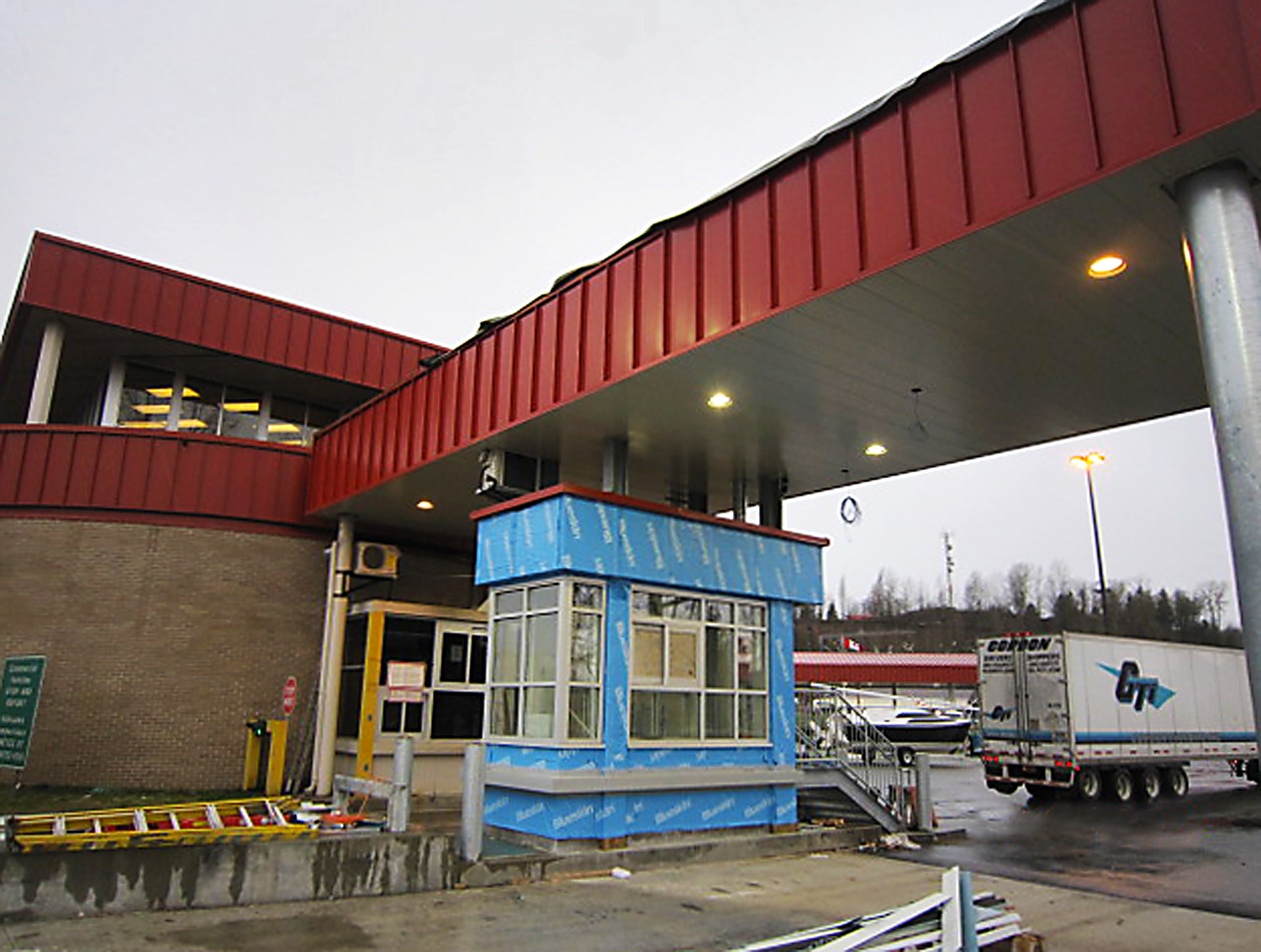 Abbotsford Huntingdon Border Crossing Building HRC Construction Inc.